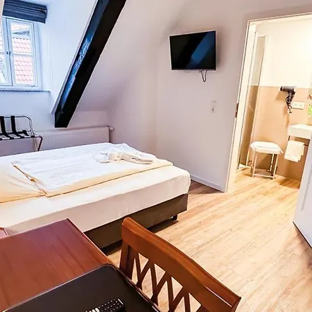 Burg 3*